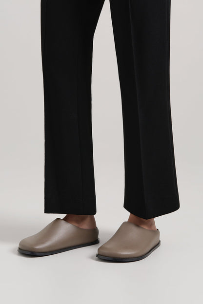 A.Emery | Lou Clog - Tawny