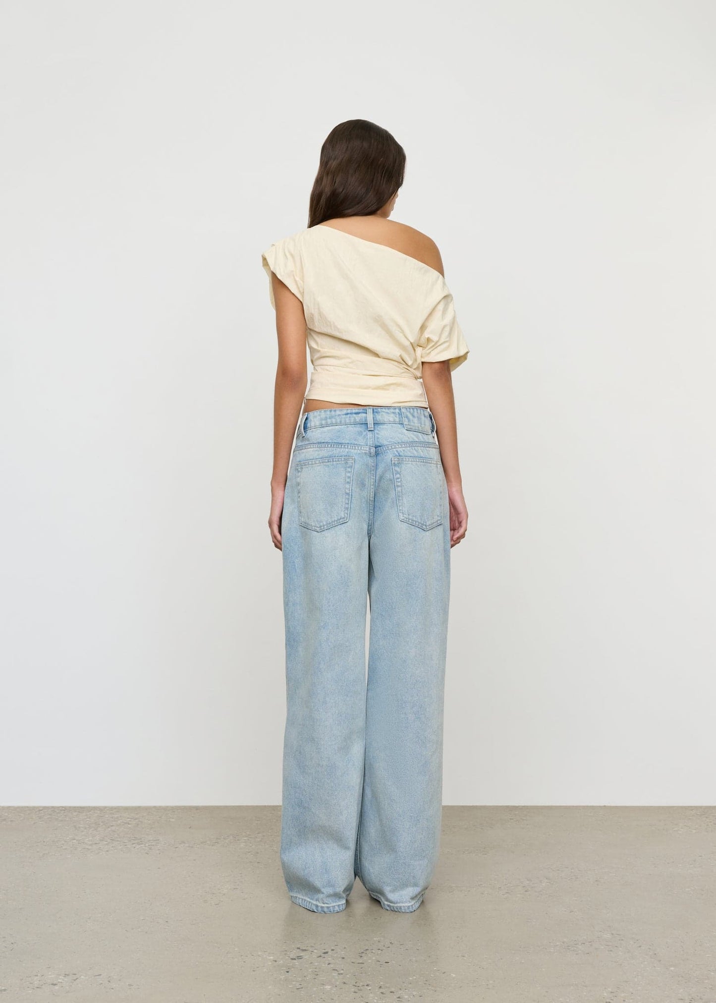 One Of Others | Hutton Jean - Light Blue Wash