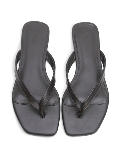 La Tribe | Square Toe Thong - Pepper