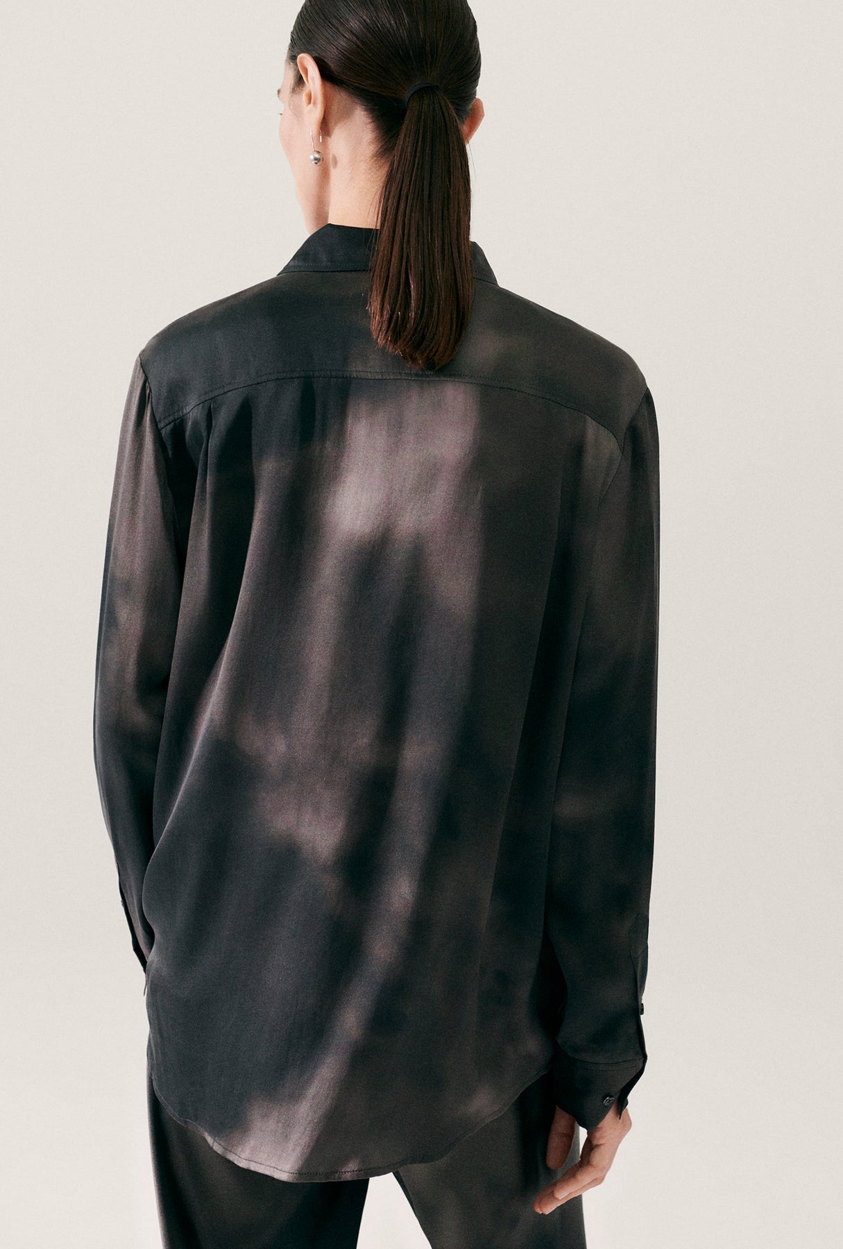 Silk Laundry | Boyfriend Shirt - Smoke