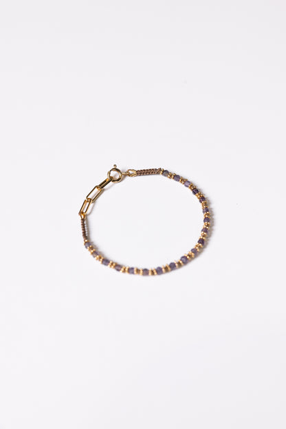 Tityaravy | Kamala Bracelet 090 - Beige / Amethyst