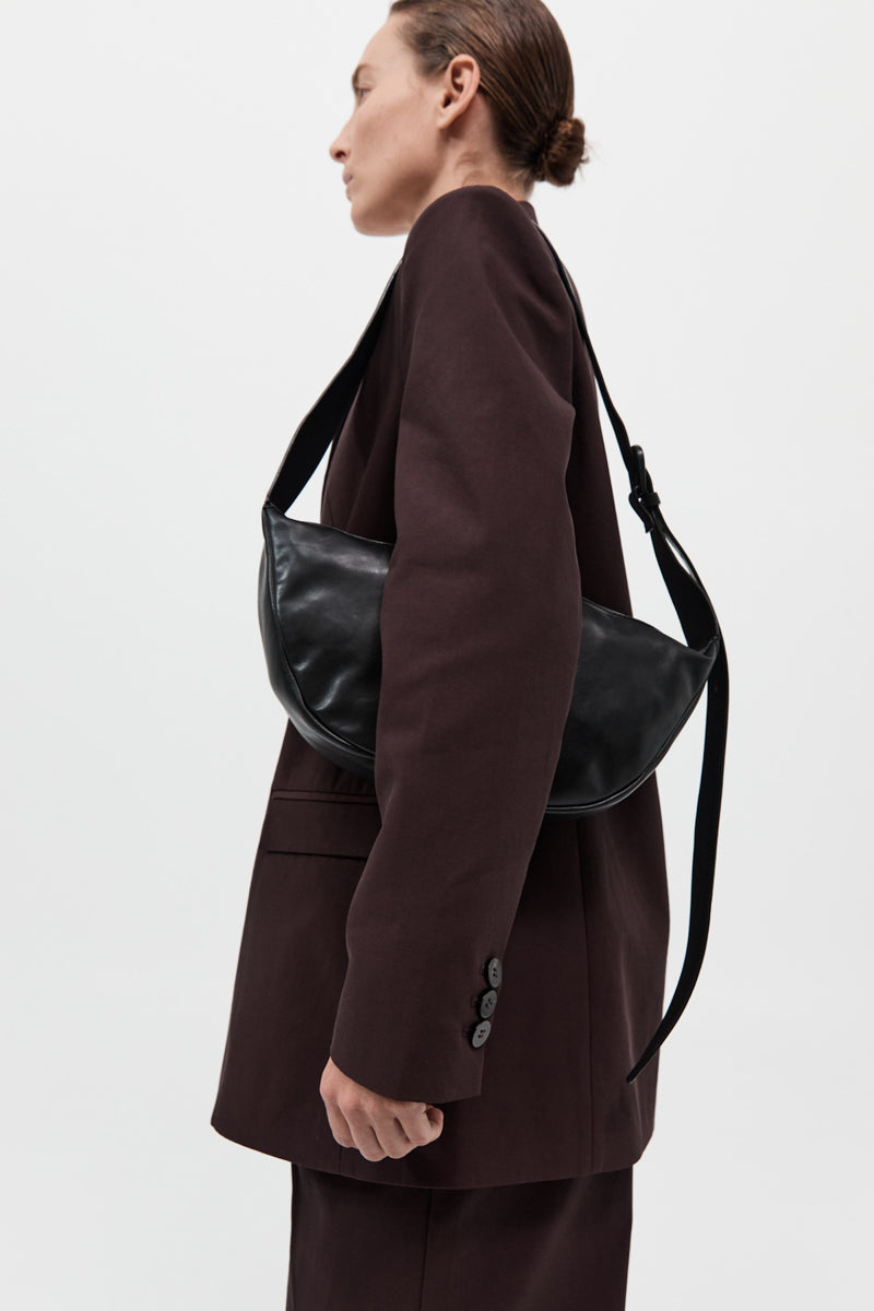 St Agni | Adjustable Crescent Bag - Black