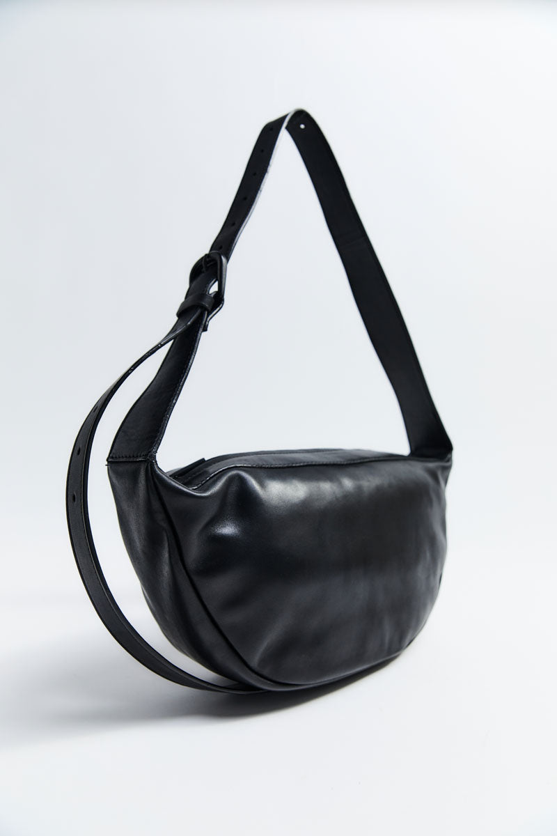 St Agni | Adjustable Crescent Bag - Black