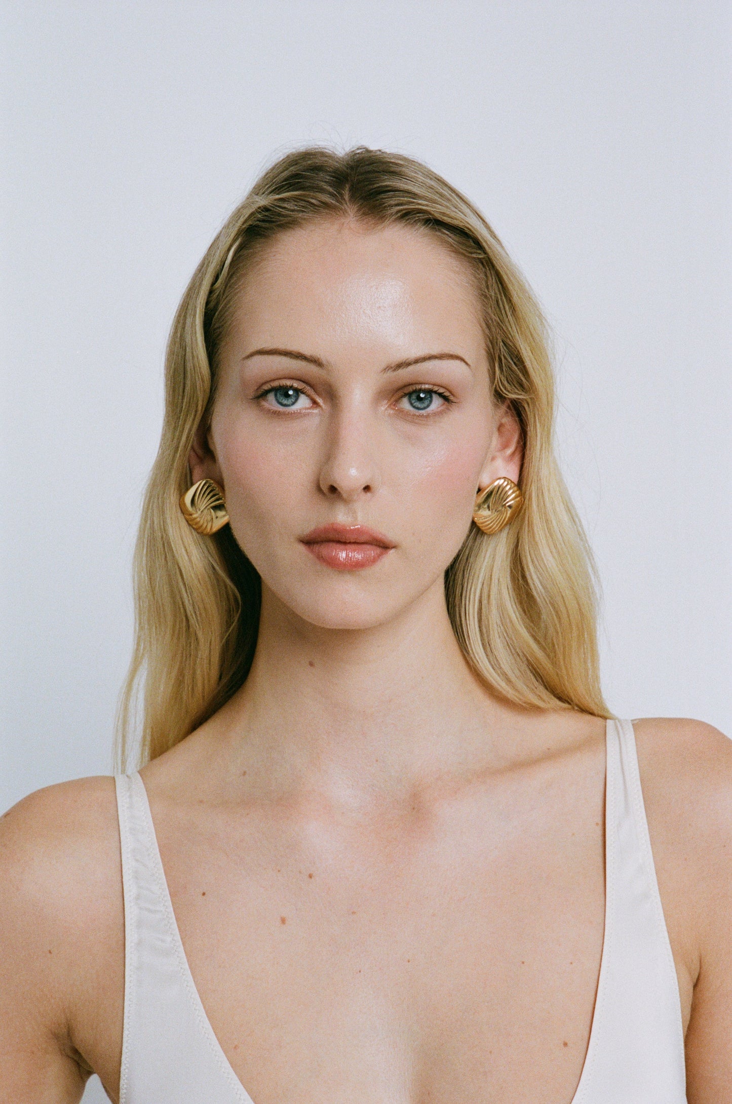 Heaven Mayhem | Tabi Earrings - Gold
