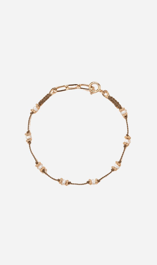 Tityaravy | Lotus Bracelet  - Beige/Fresh Water Pearls