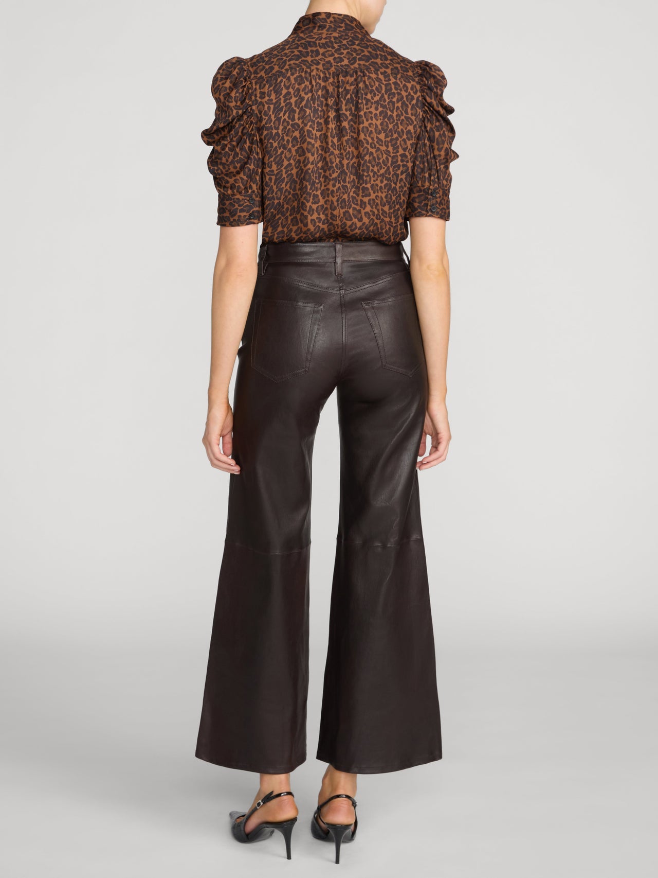 Frame Denim | The Gillian Top - Light Leopard Multi
