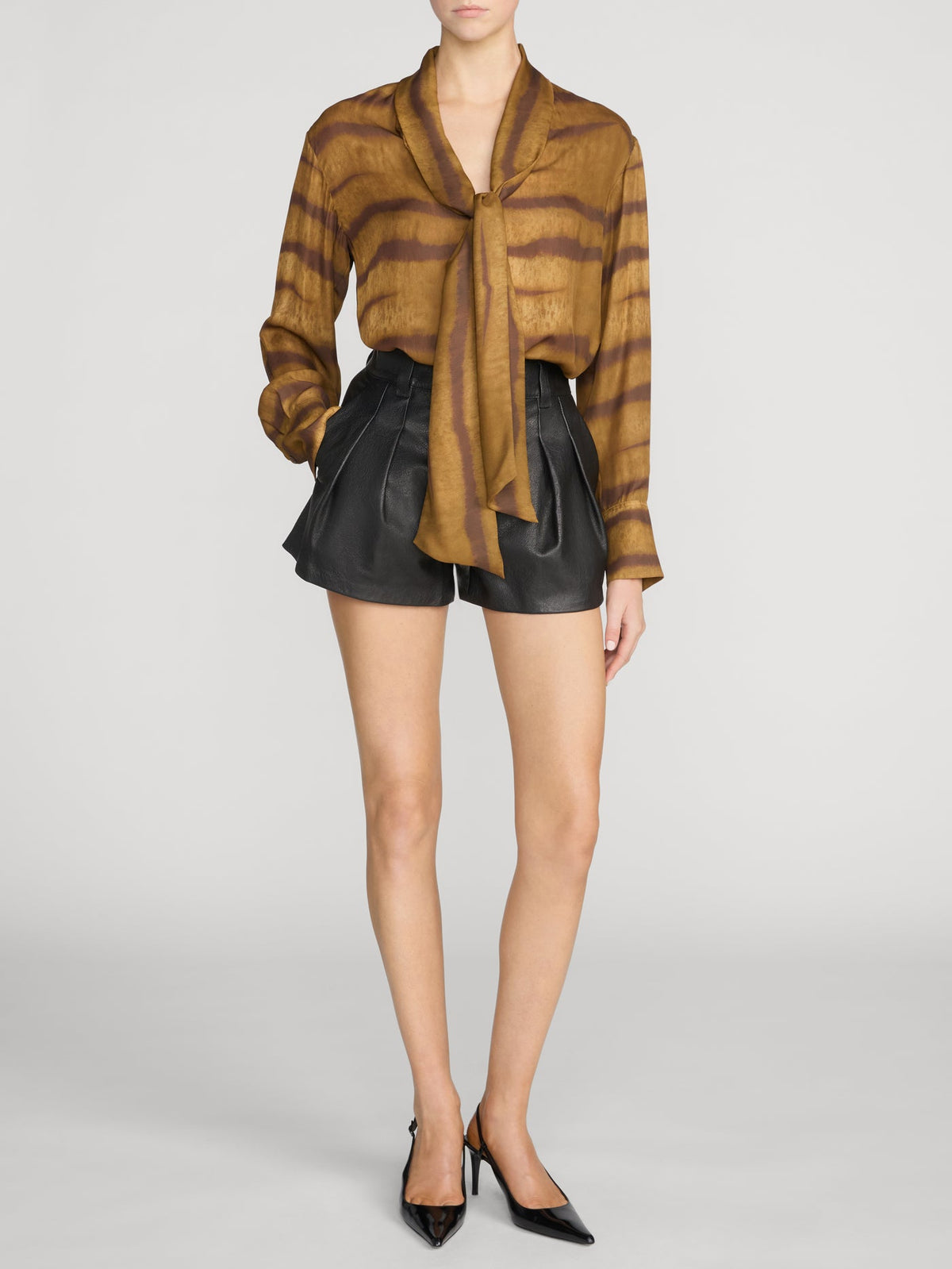 Frame Denim | The Silk Oversized Tie Shirt - Light Tiger Multi
