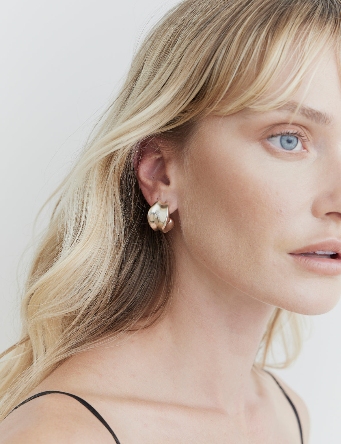 La Tribe | Wishbone Earring - Gold