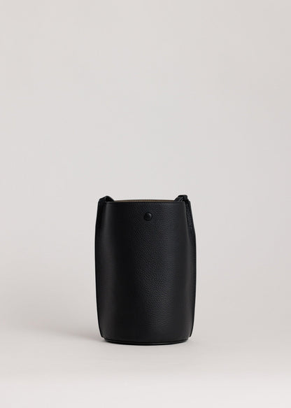 Yu Mei | Phoebe Bucket - Black Deer Nappa