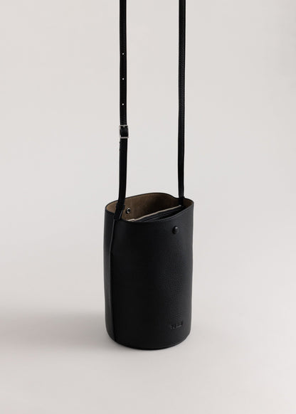 Yu Mei | Phoebe Bucket - Black Deer Nappa