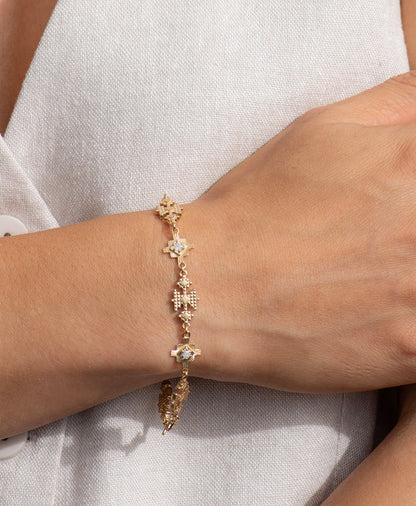 Zoe & Morgan | Ayllu Bracelet - Gold/White Zircon