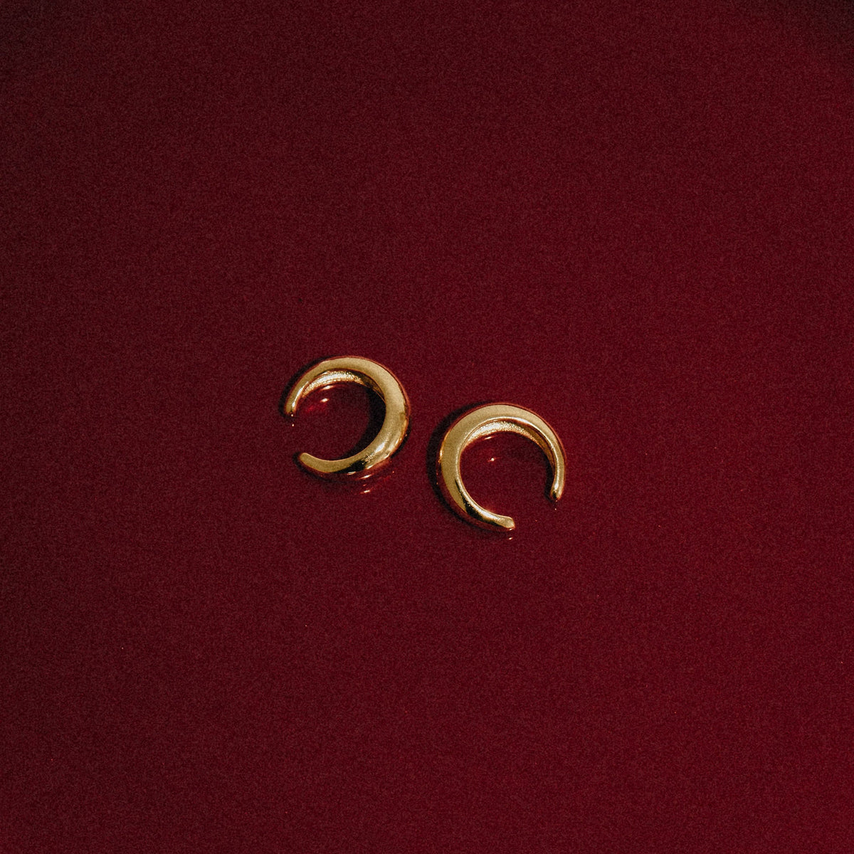 State Of Mind | Luna Ear Cuff - Yellow Gold