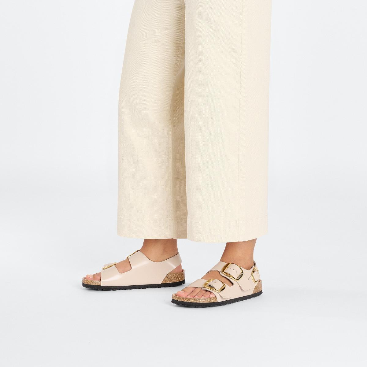 Birkenstock | Milano Big Buckle High Shine Regular - New Beige