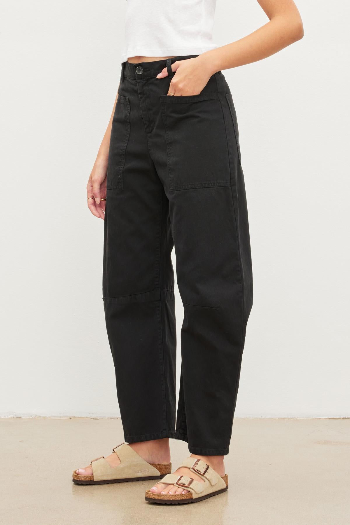 Velvet | Brylie 05 - Vintage Black