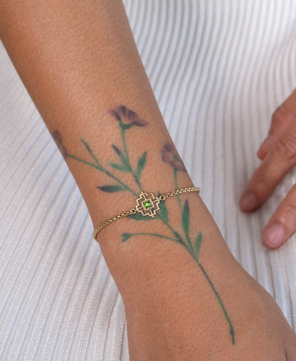 Zoe & Morgan | Centered Bracelet - Gold/Chrome Diopside