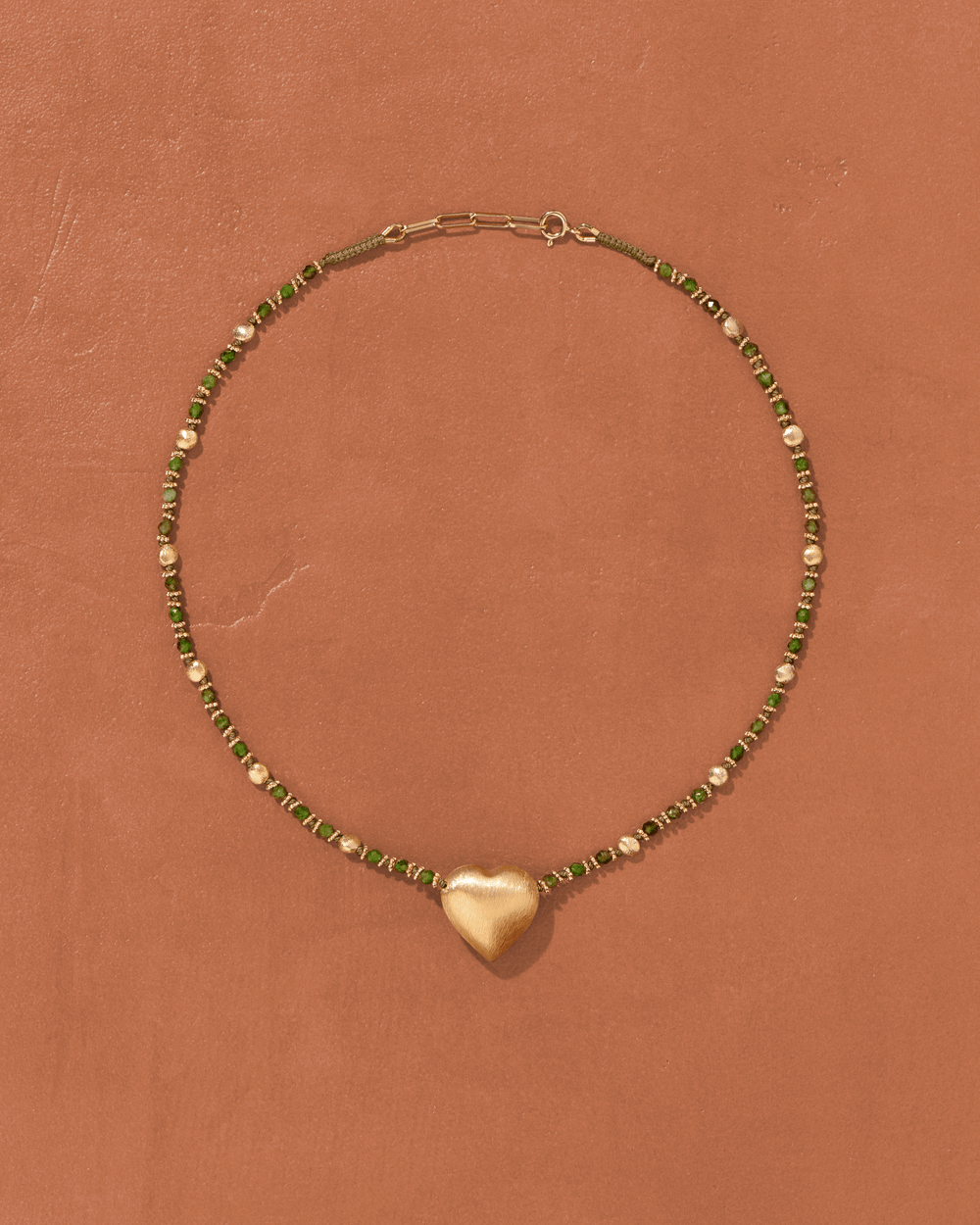 Tityaravy | Bigdil Necklace - Diopside/Beige