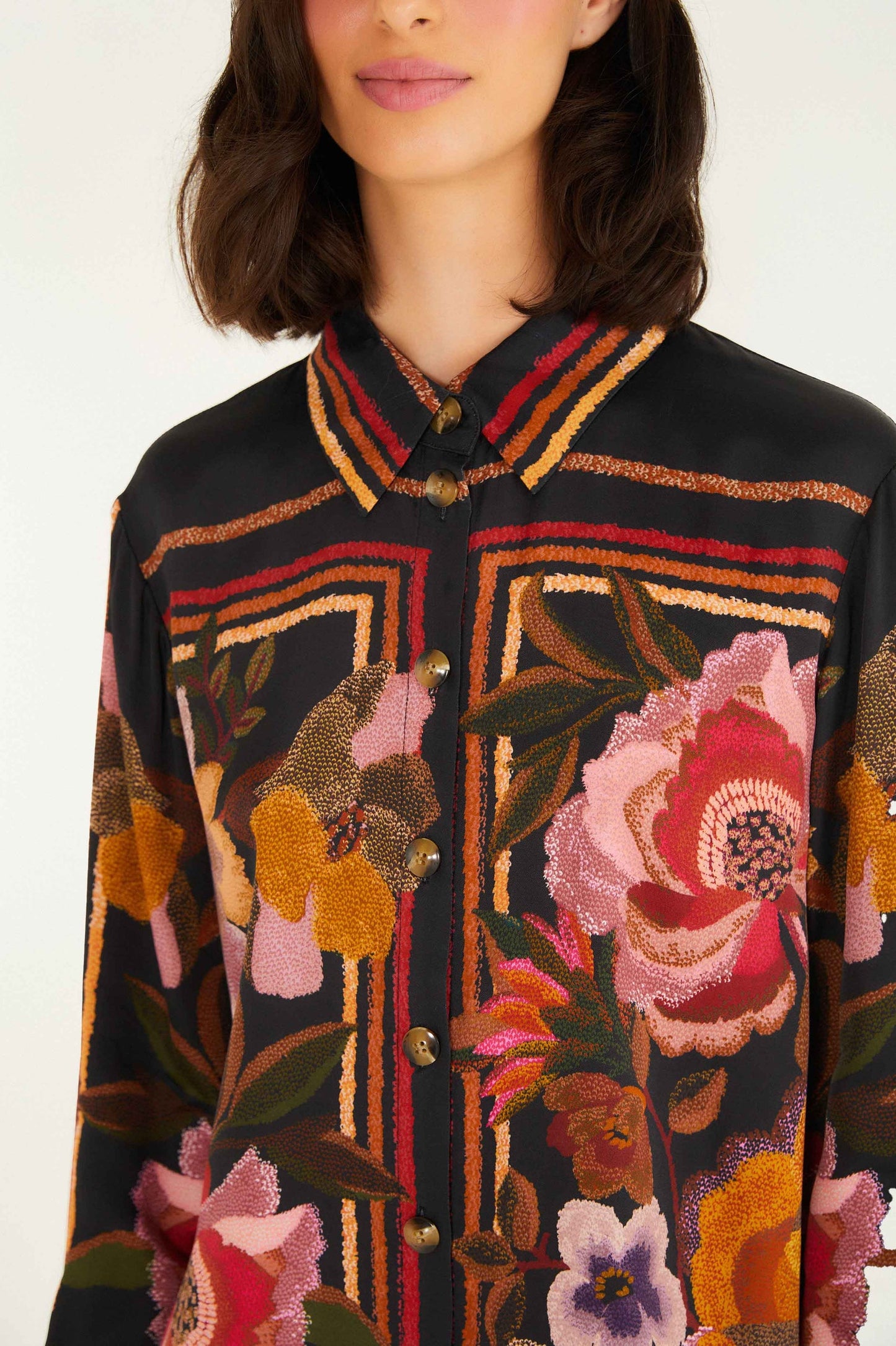 Farm Rio | Shirt - Chenille Flowers Black