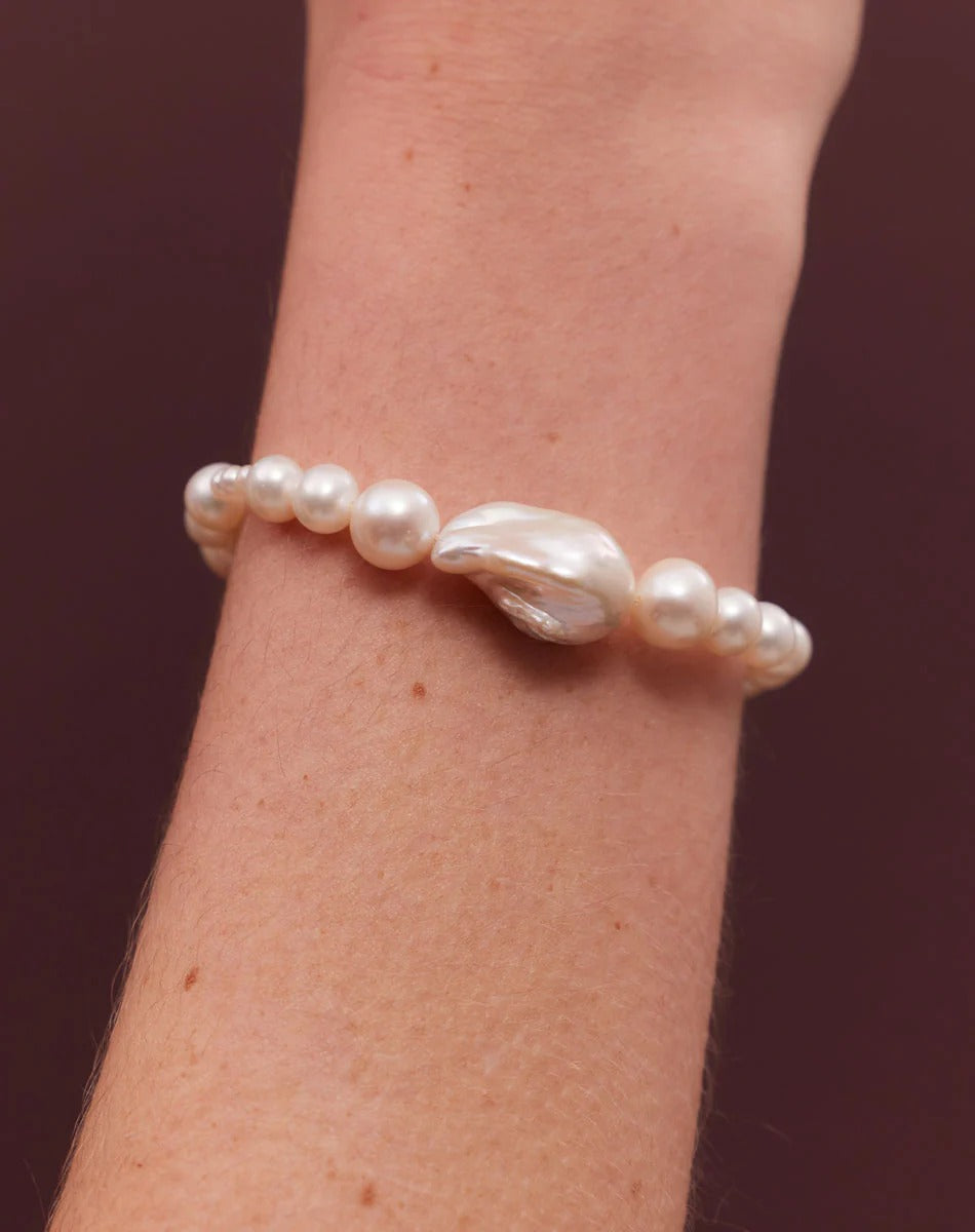 Meadowlark | Bon Bon Pearl Bracelet - Silver