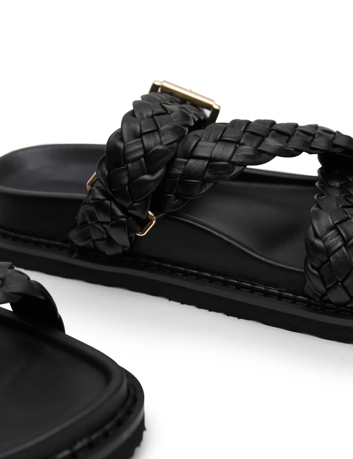 La Tribe | Aki Braided Slide - Black/Gold