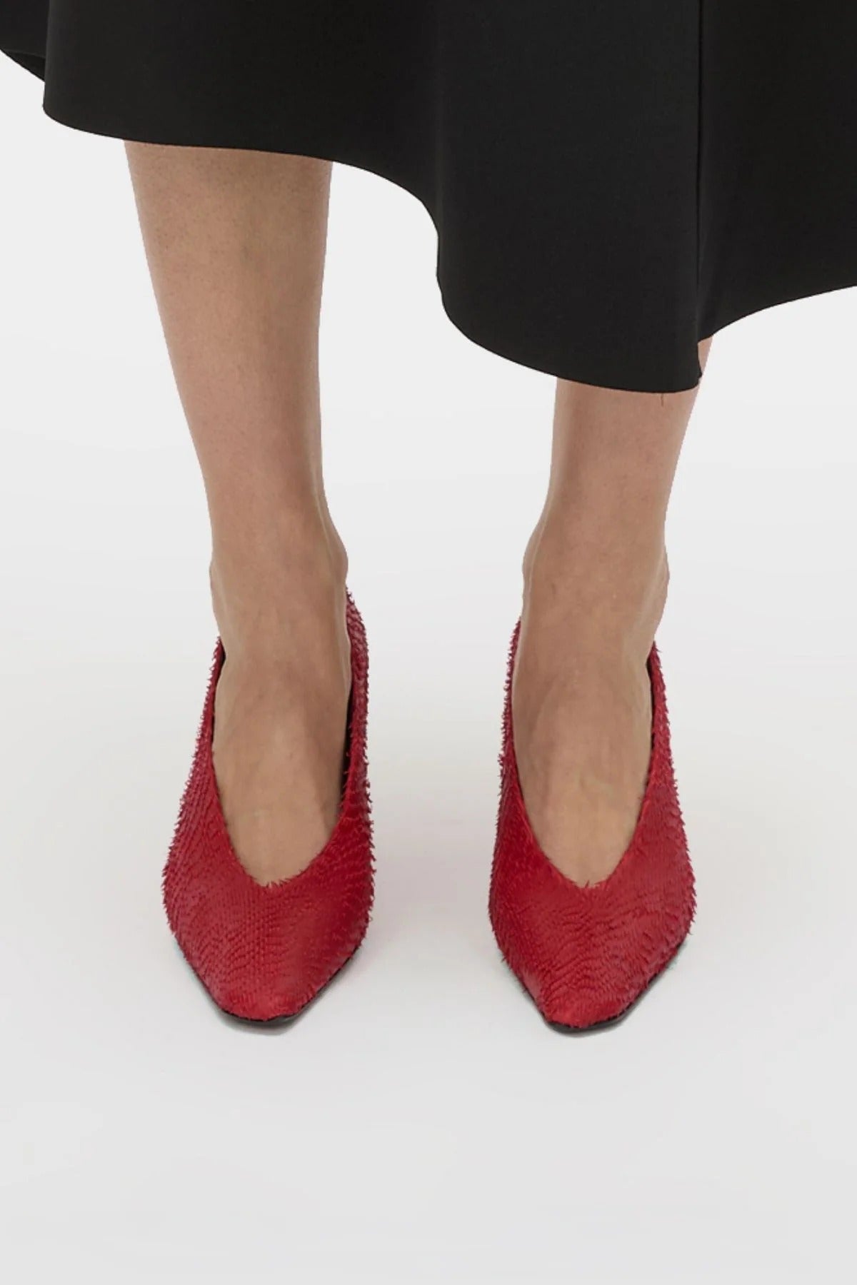 Camilla & Marc | Wave Textured Pump - Red