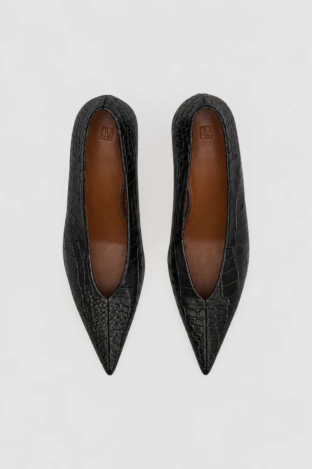 Camilla & Marc | Rhys Croc Pump - Black