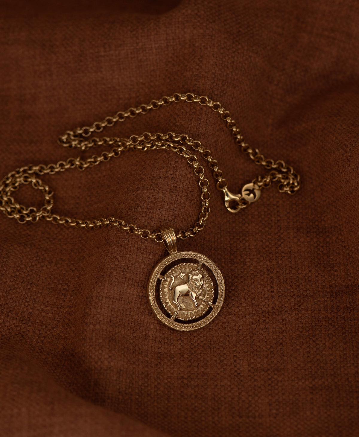 Zoe & Morgan | Leo Necklace - 22K Gold Vermeil