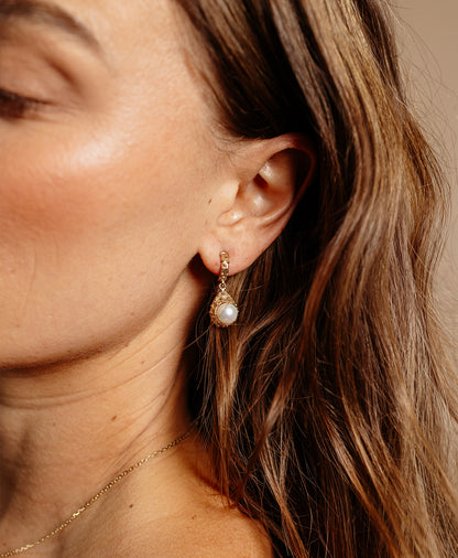 Zoe & Morgan | Lulu Earrings - Gold With Freshwater Pearls