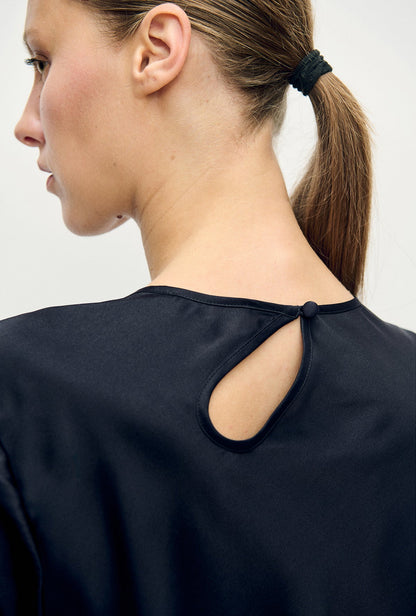 Silk Laundry | Long Sleeve Bias Top - Black Satin