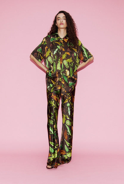 Silk Laundry | Short Sleeve Boyfriend Shirt - Bug Camo