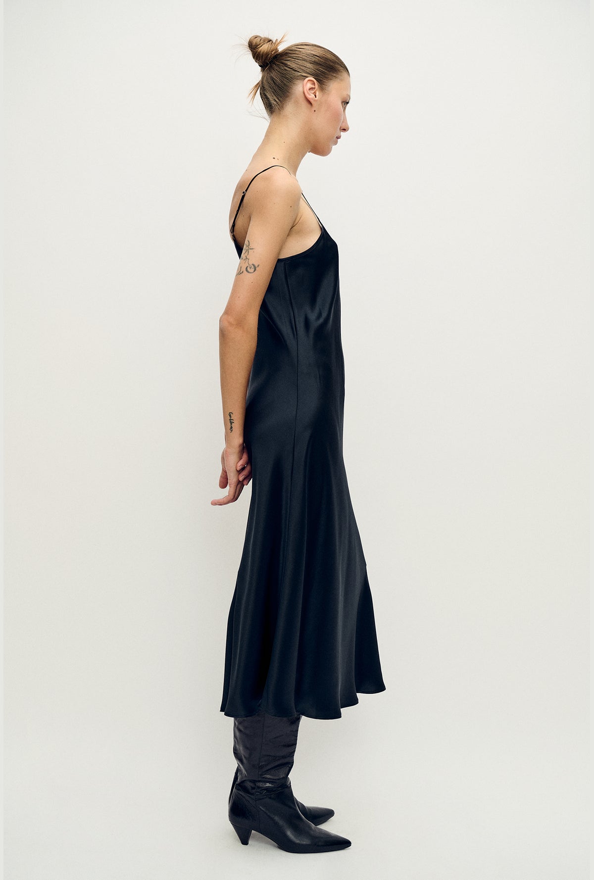 Silk Laundry | 90s Slip Dress - Black