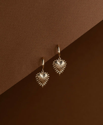 Zoe & Morgan | Mini Heart Rays Earrings - Gold