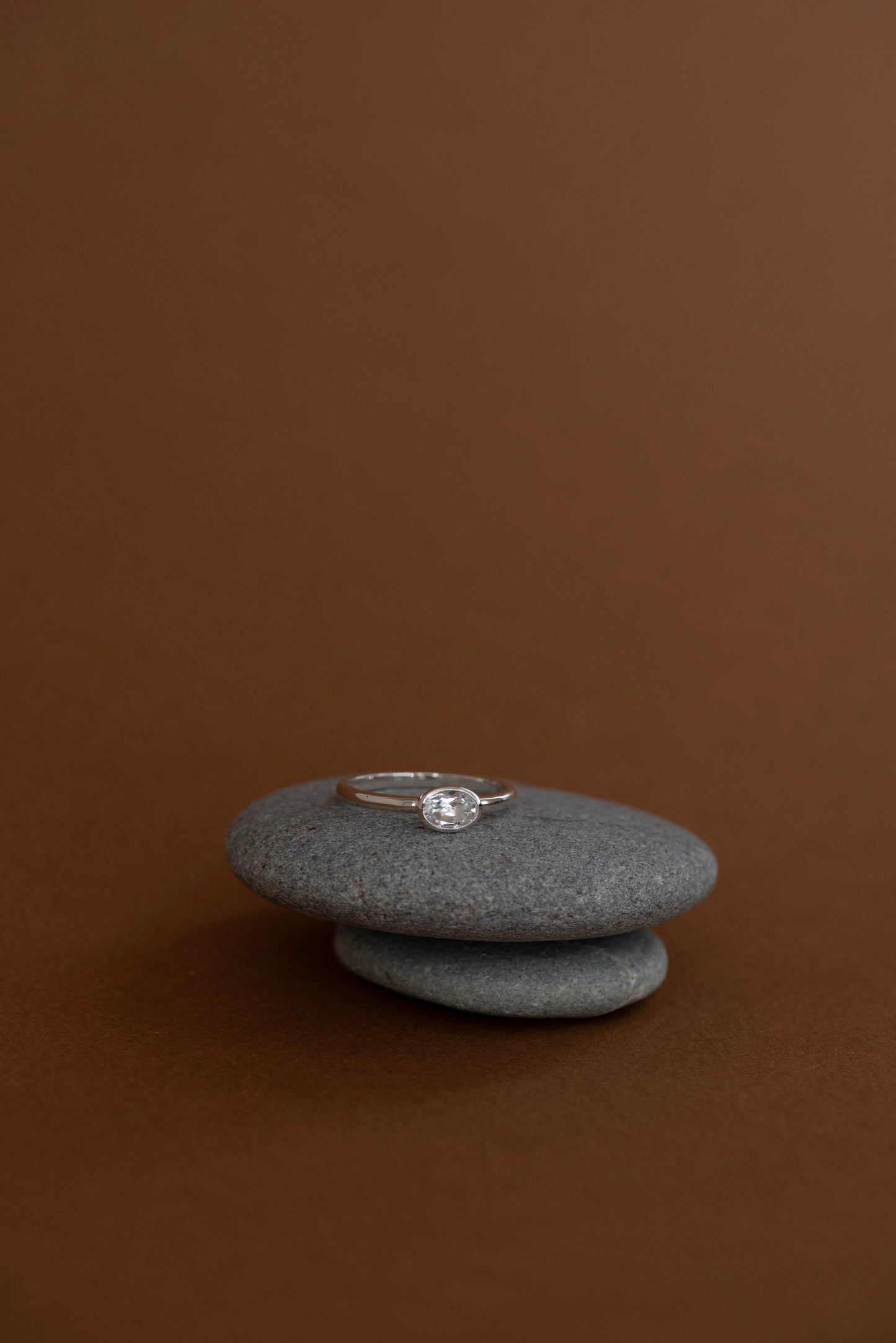 Zoe & Morgan | Mon Petit Stacking Ring - Silver/Oval White Topaz