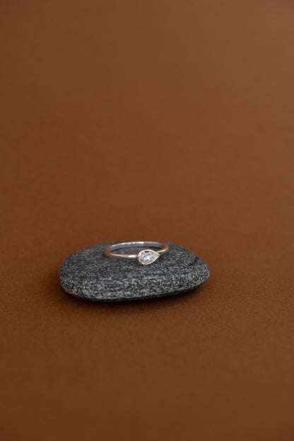 Zoe & Morgan | Mon Petit Stacking Ring - Silver/Pear White Topaz