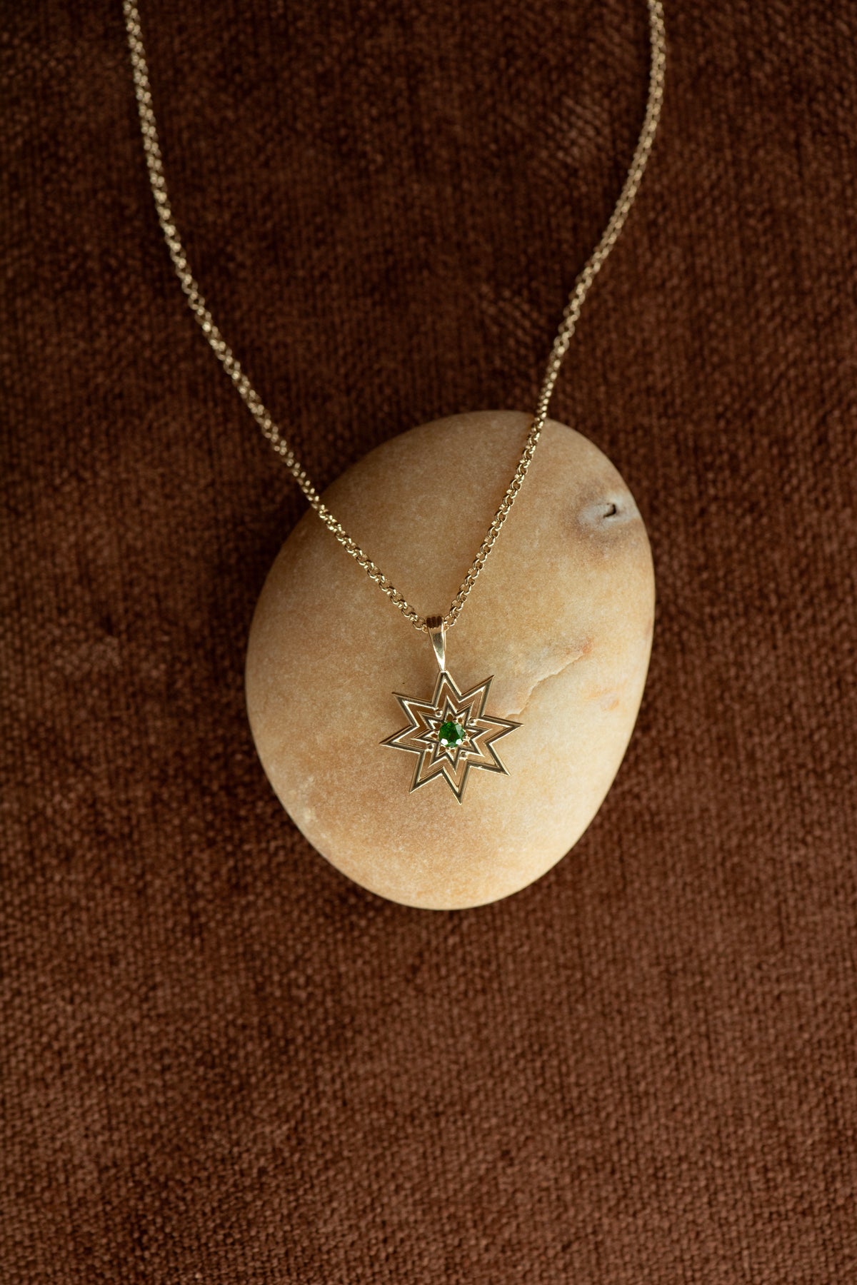 Zoe & Morgan | Nora Necklace - Gold With Chrome Diopside