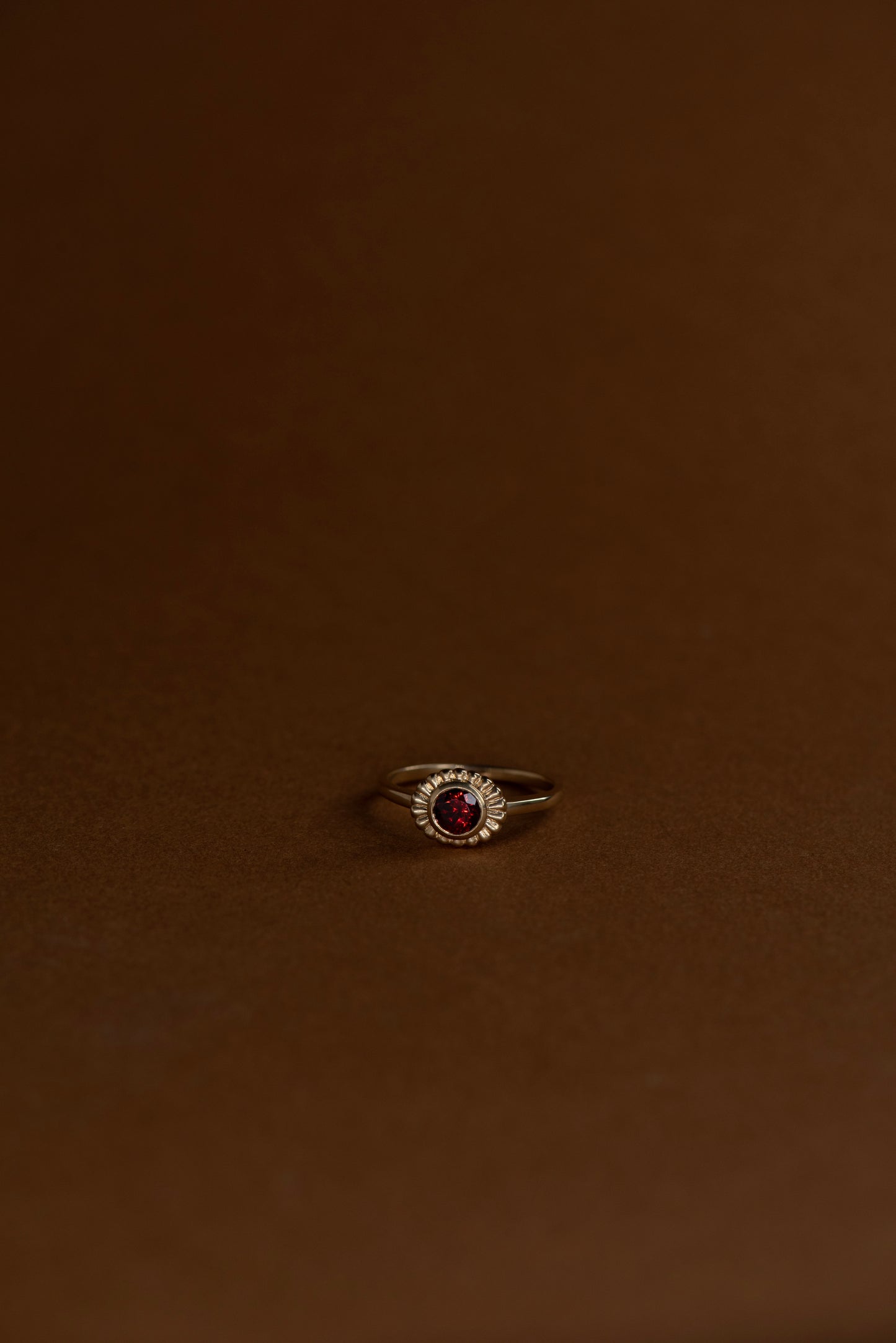 Zoe & Morgan | Odette Ring - Gold/Round Garnet