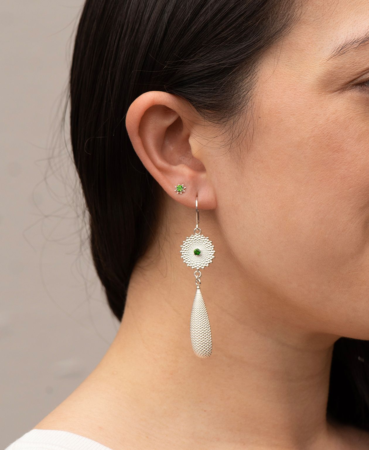 Zoe & Morgan | Sunshine Earrings - Silver/Chrome Diopside