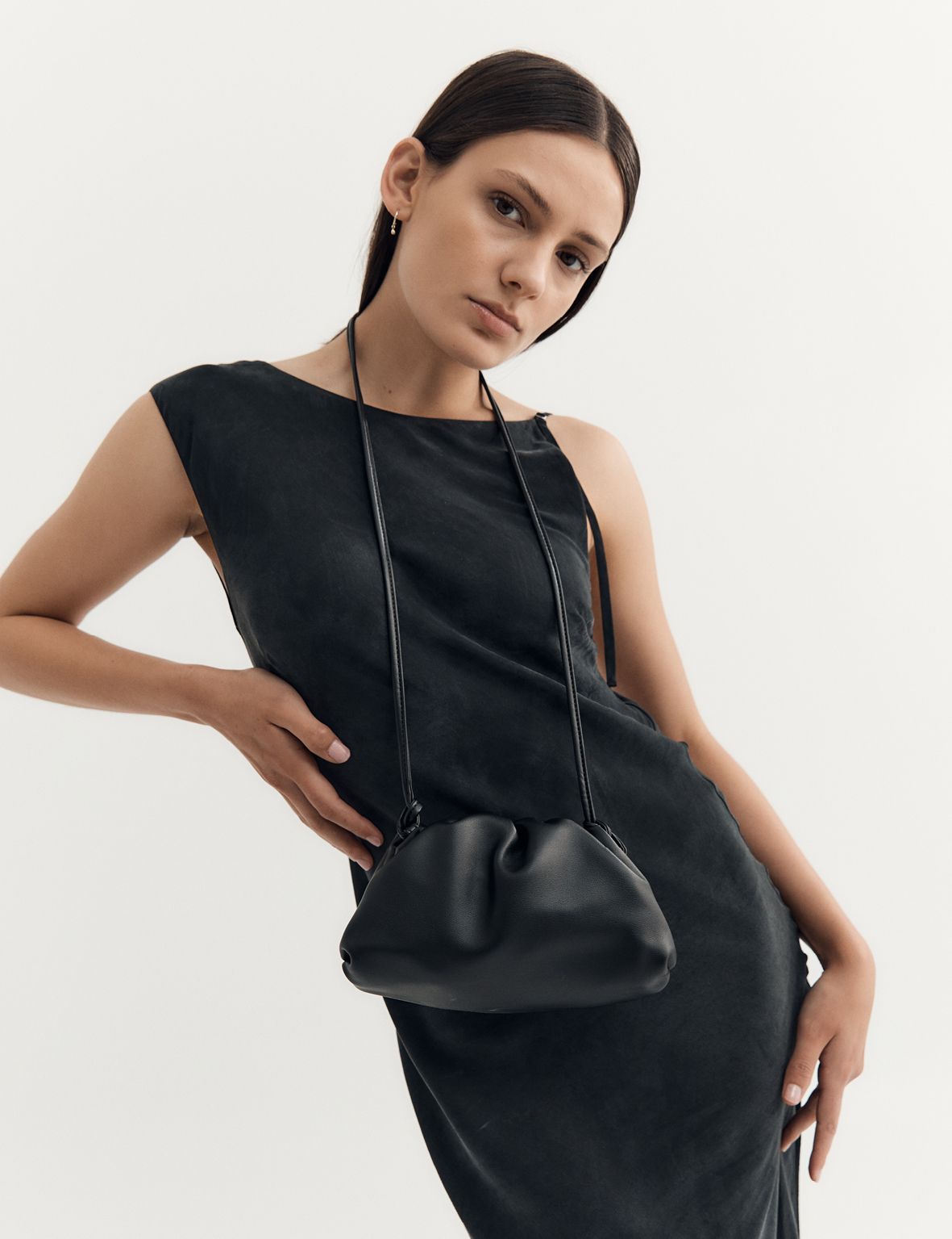 La Tribe | Dumpling Bag - Black