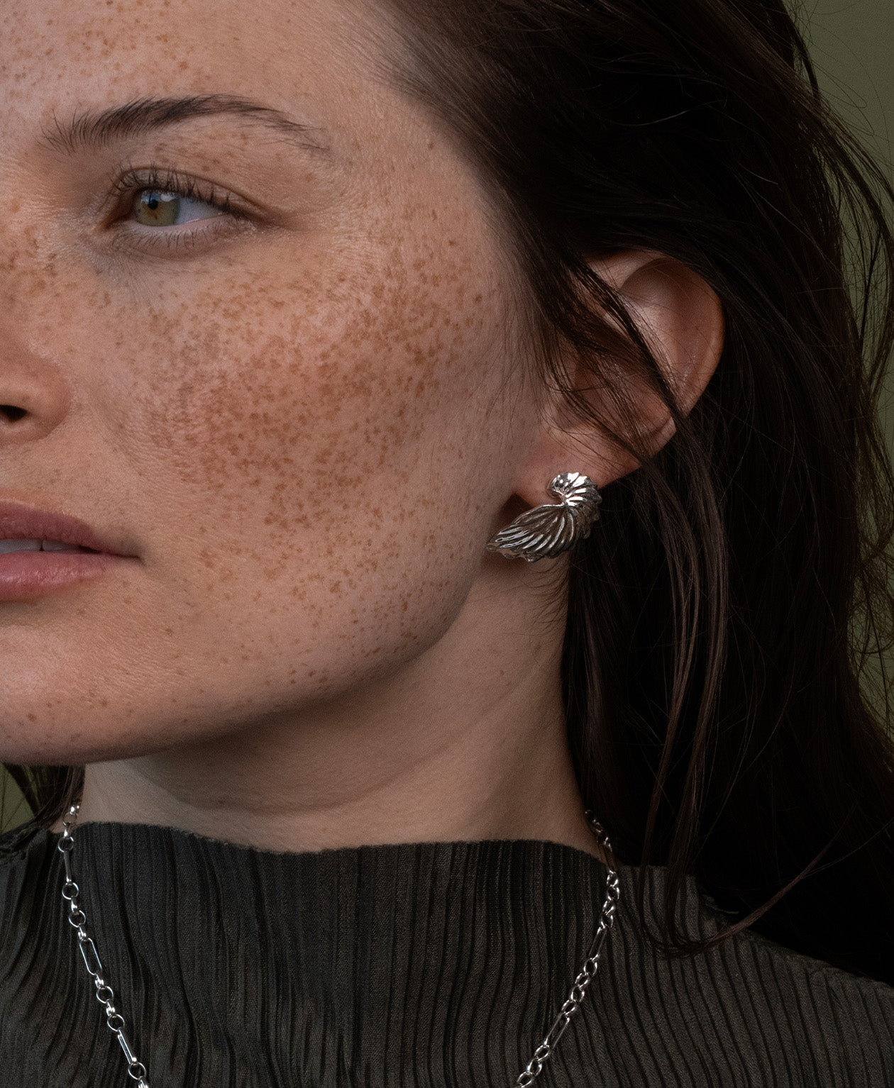 Zoe & Morgan | Paper Nautilus Earrings - Silver