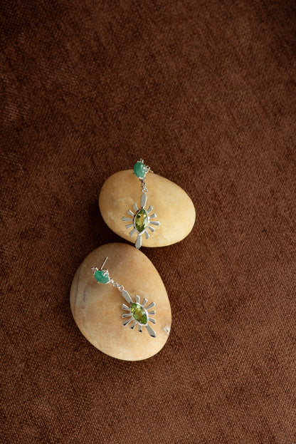 Zoe & Morgan | Sisterhood Earring - Silver With Emerald & Peridot