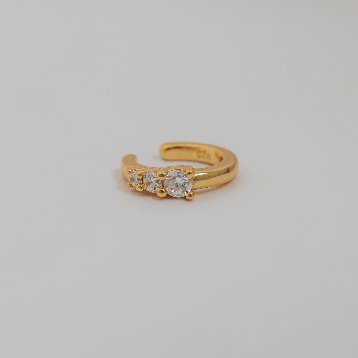 State Of Mind | Grace Ear Cuff - Yellow Gold