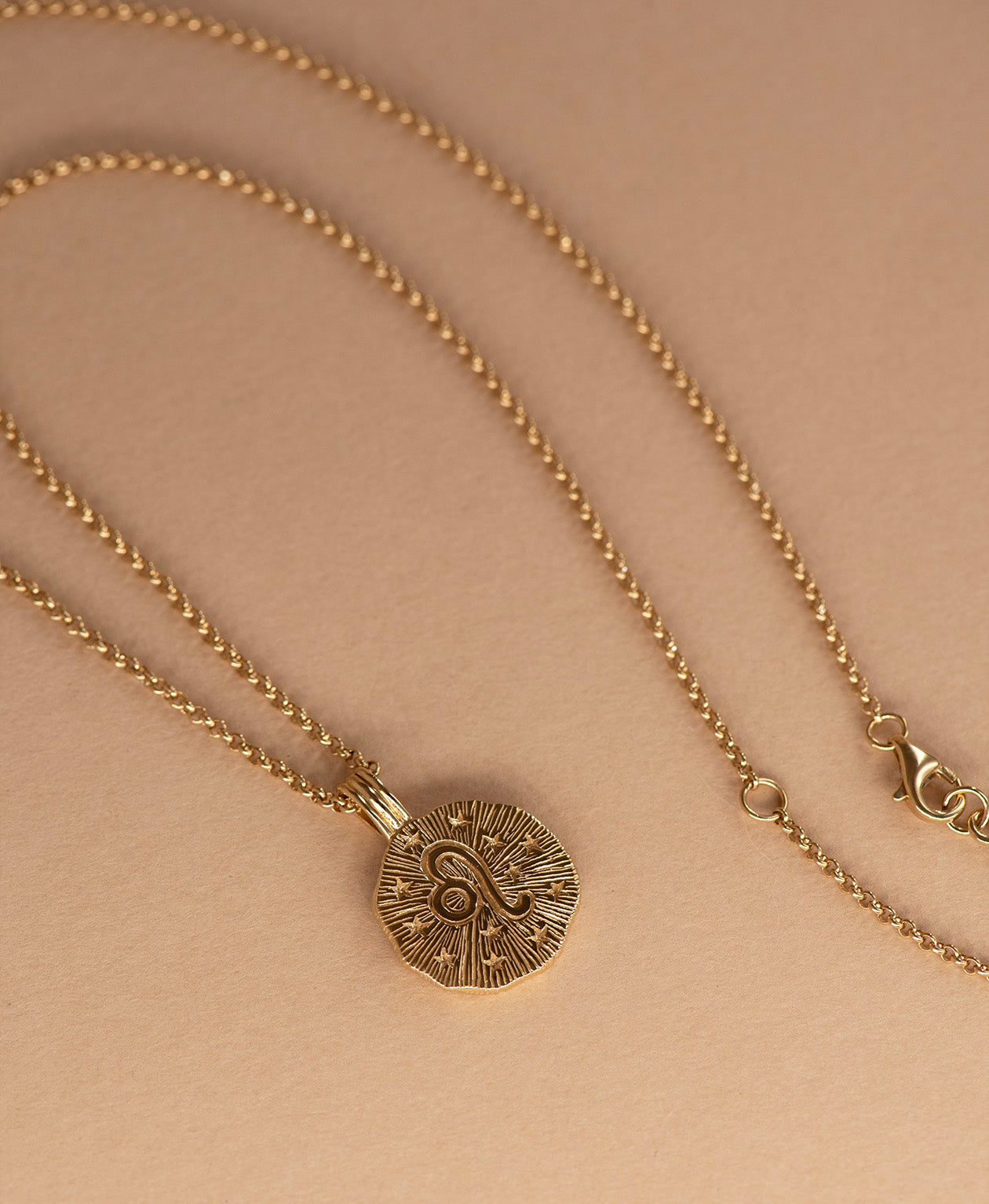 Zoe & Morgan | Sun In Leo Necklace - Gold