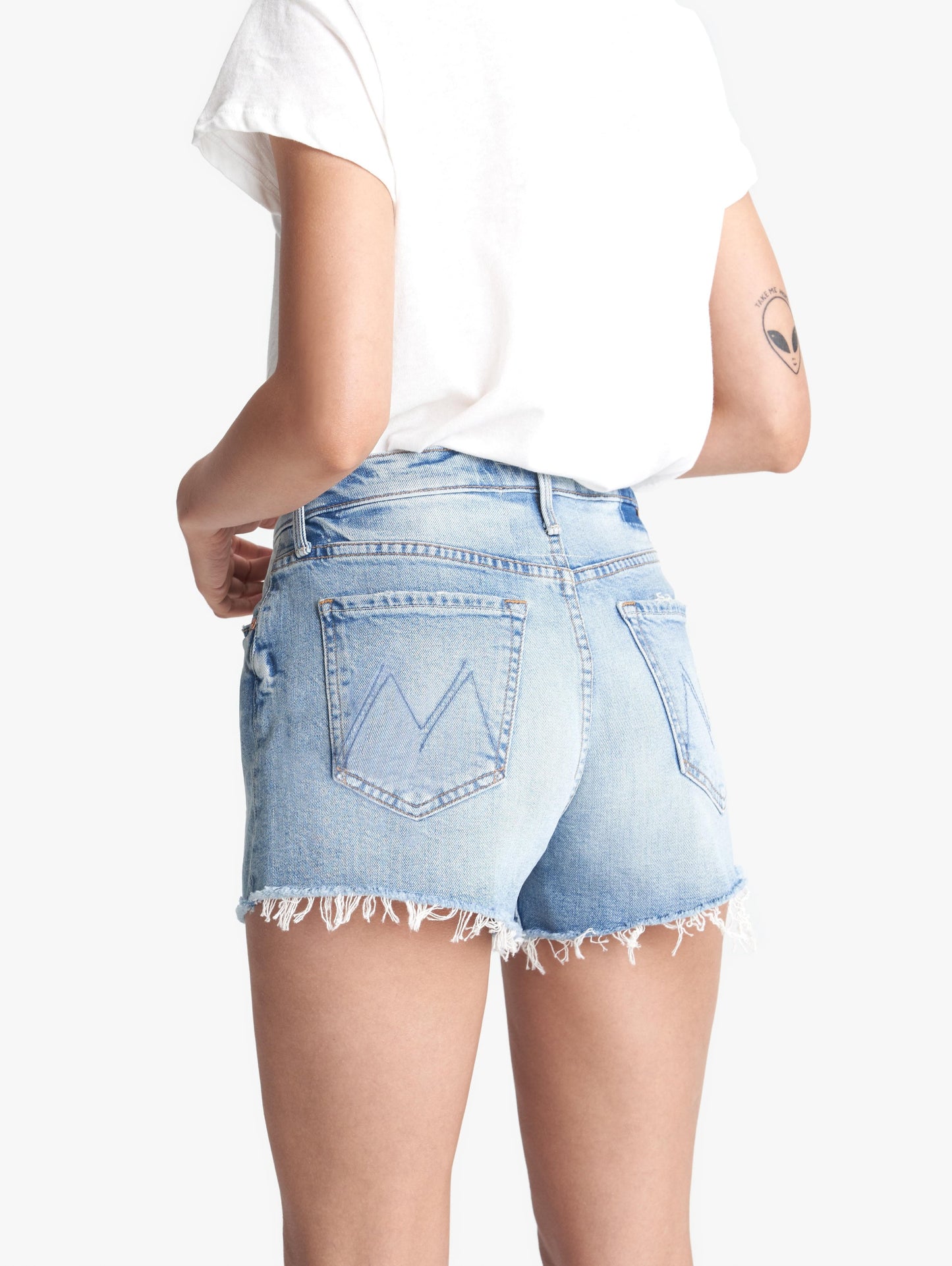 Mother Denim | The Tomcat Kick Fray Short - True Confessions