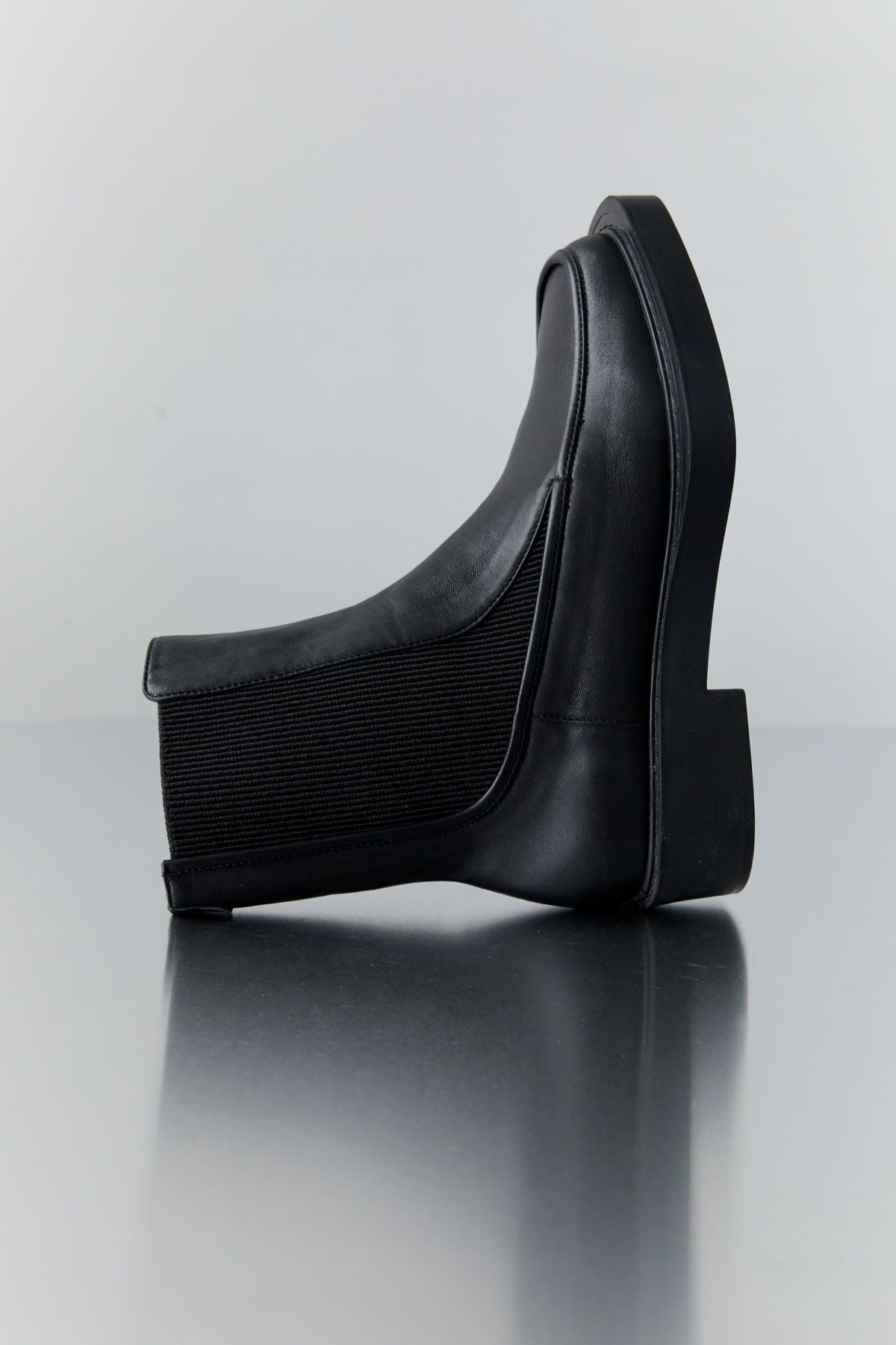 St Agni | Square Boot - Black